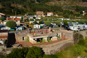 Camping O'Muiño - Blick auf die Standplätze auf dem Campingplatz