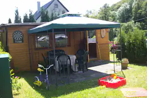Camping Oosbachtal - Mobilheime im Grünen auf dem Campingplatz