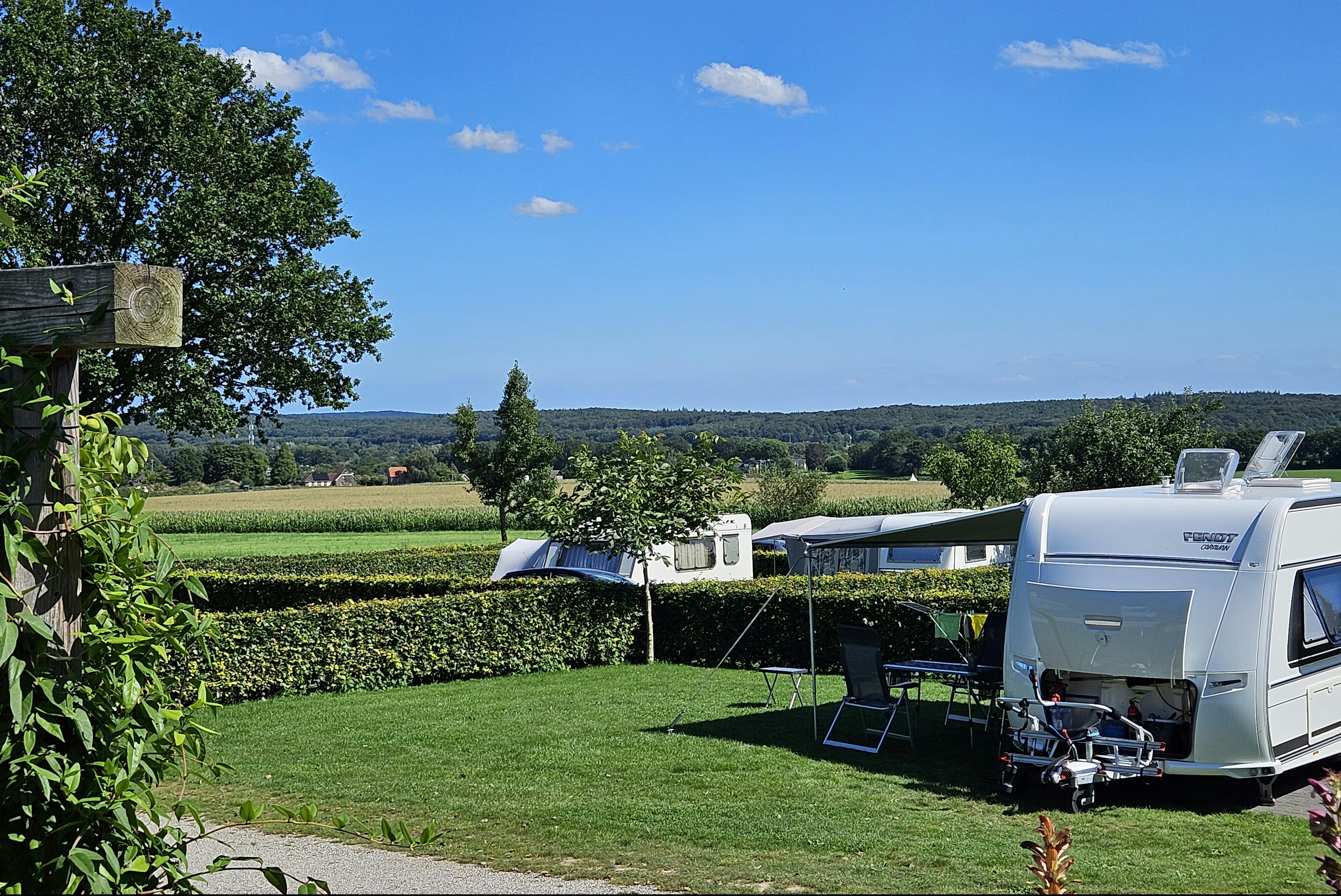 Camping Op den Stuwwal - Standplätze auf dem Campingplatz