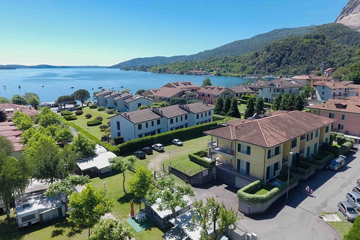 Camping Orchidea - Campingplatz Luftaufnahme mit Blick auf den Maggiore See