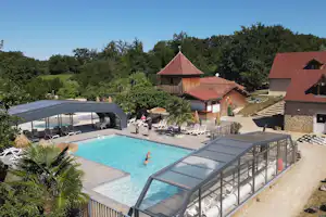 Camping Padimadour - Blick auf den Pool auf dem Campingplatz