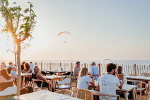 Yelloh! Village Panorama du Pyla - Restaurant mit Terrasse auf dem Campingplatz