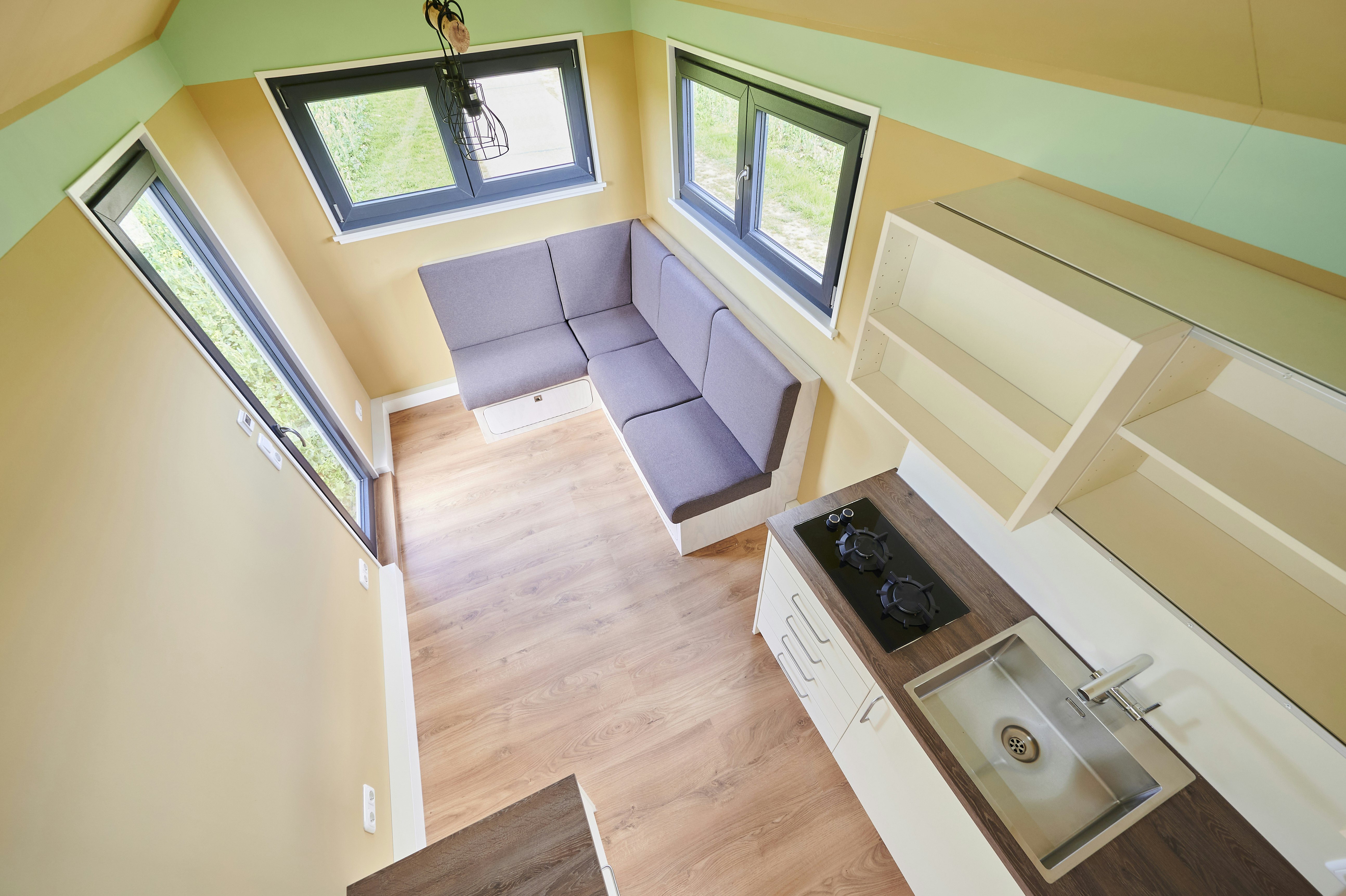 Camping-Paradies Grüner Jäger Inneneinrichtung der Tiny House Laura Mietunterkunft