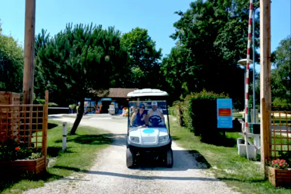 Camping Paradis Aubeterre sur Dronne