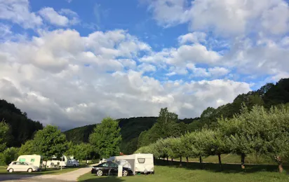Camping Paradise Garden