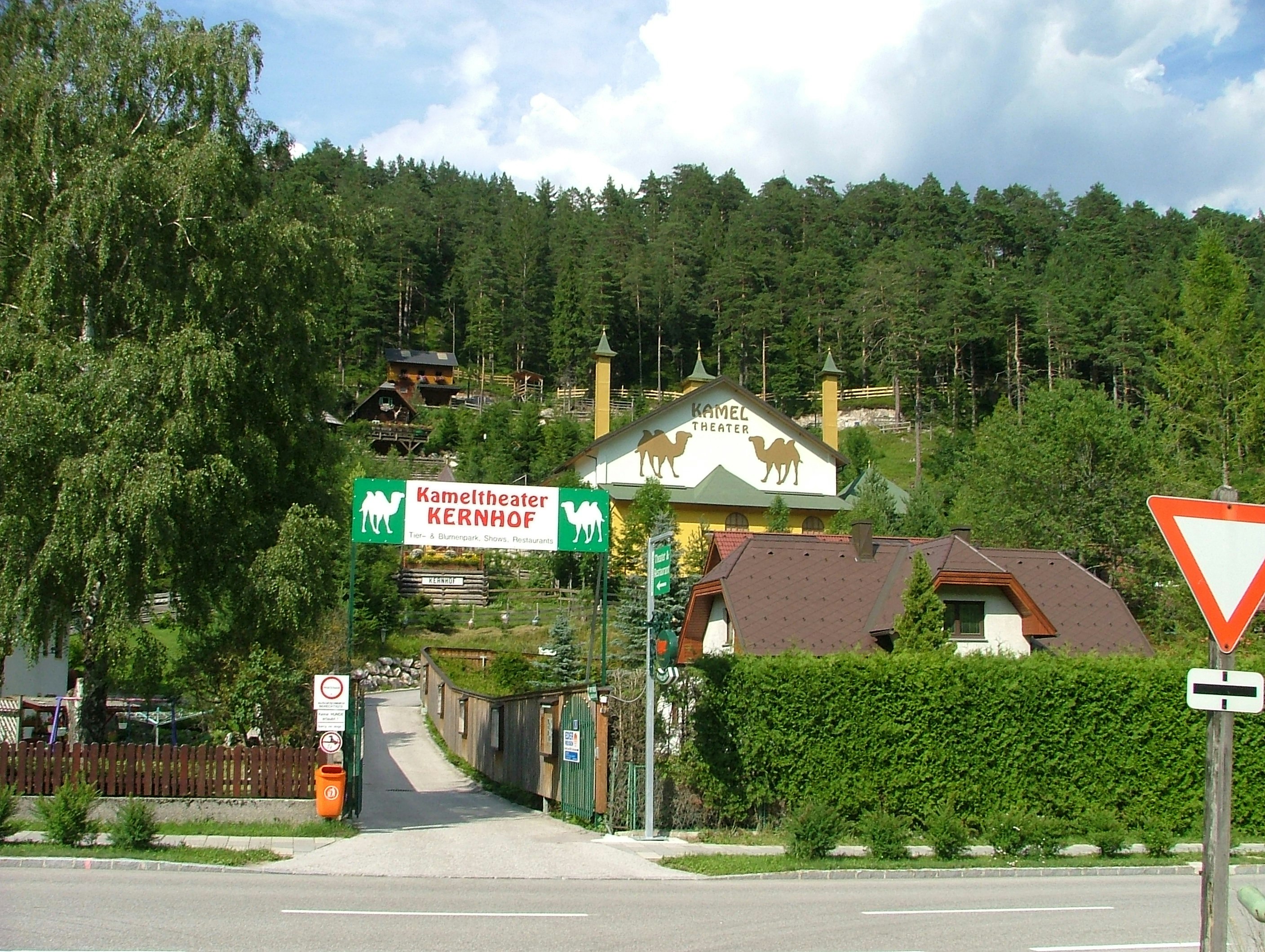 Camping Paradise Garden