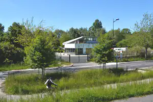 Camping des Cygnes Camping Parc des Cygnes - Blick auf den Eingang des Campingplatzes