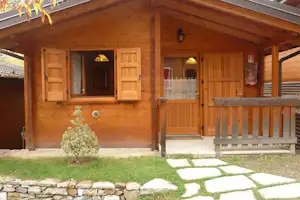 Camping Parco dei Castagni - Mobilheim vom Campingplatz mit Veranda