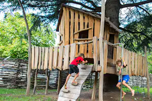 Camping-Park Steiner - Kinder spielen auf dem Spielplatz