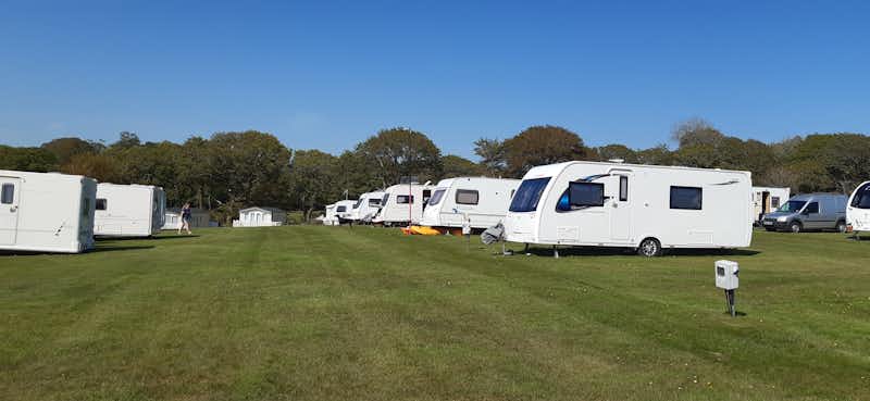 Camping Pennymoor - Wohnmobil- und  Wohnwagenstellplätze auf der Wiese