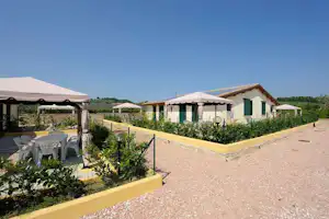 Camping Pian di Boccio - Mobilheime auf dem Campingplatz mit Veranda