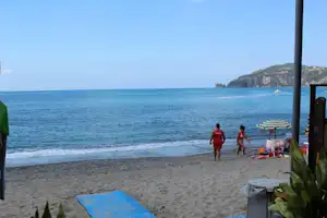 Camping Pineta - Campingplatz mit direktem Zugang zum Mittelmeer
