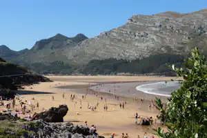 Camping Playa Arenillas - Strand vom Campingplatz an einer Bucht vom Atlantischen Ozean