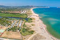 Camping Playa Brava  -  Luftaufnahme vom Campingplatz am Strand vom Mittelmeer