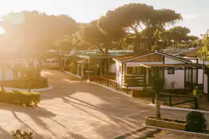 Camping Playa La Bota - Mobilheime auf dem Campingplatz
