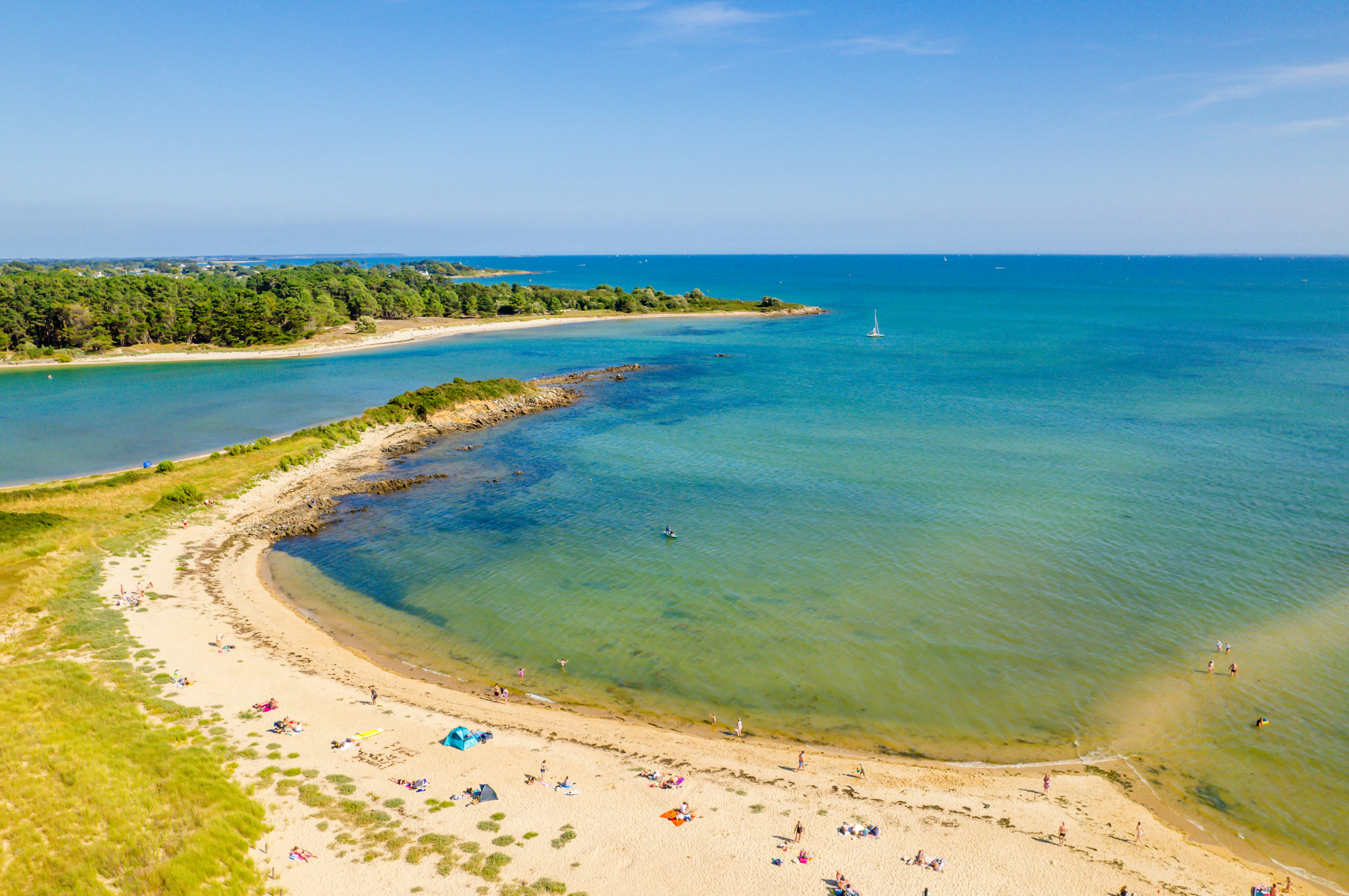 Camping APV - Plijadur  Camping Plijadur  - Luftaufnahme des Strandes am Campingplatz