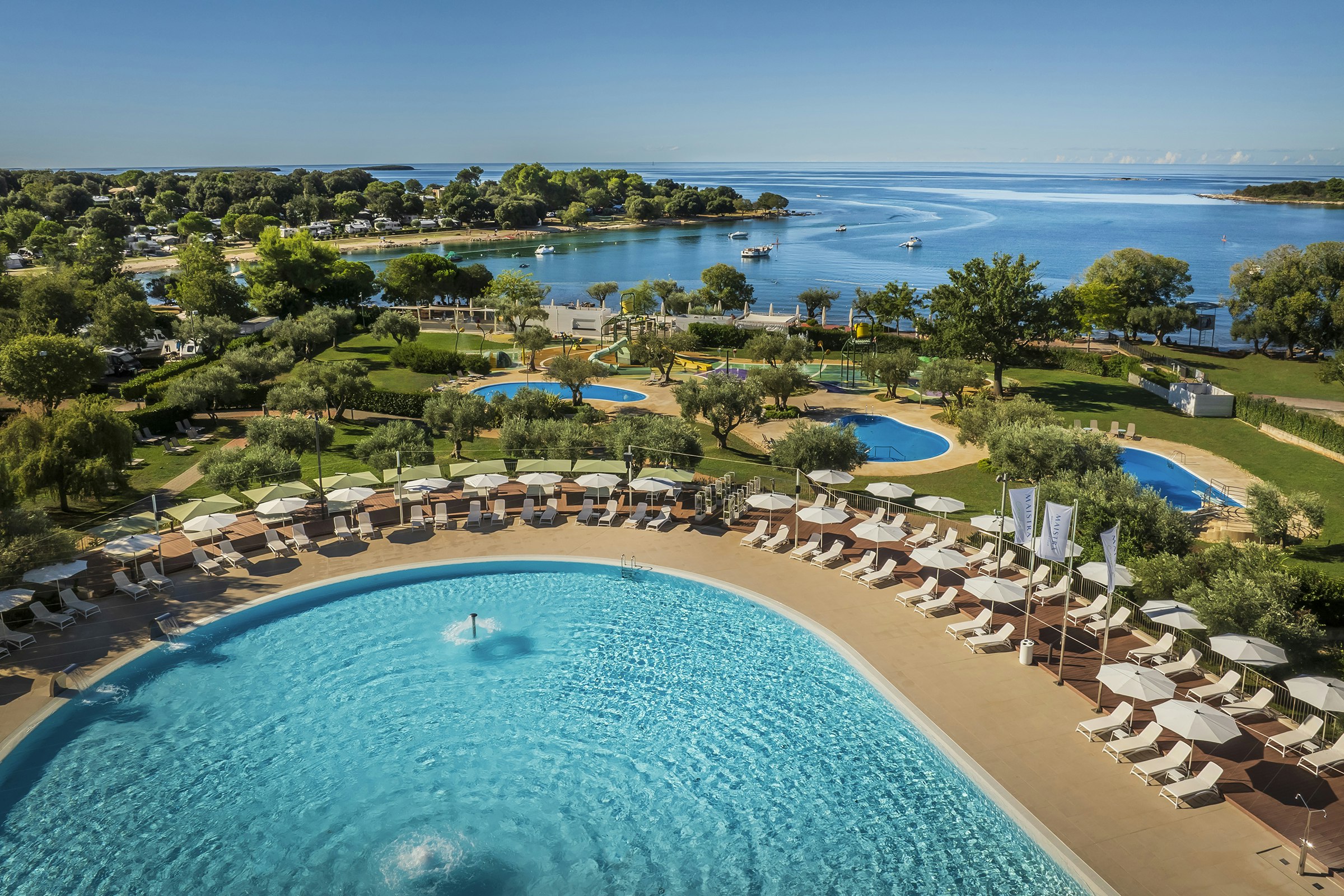 Camping Polari - Poolbereich auf dem Campingplatz