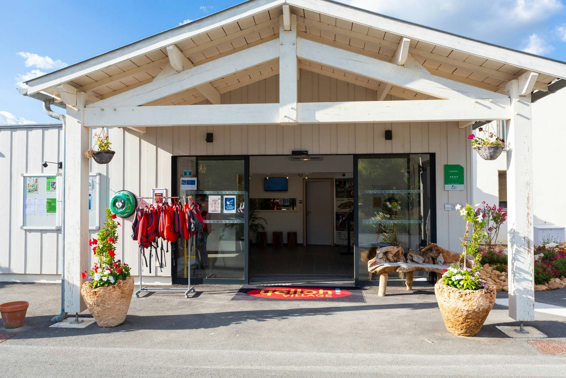 Yelloh! Village Pomport Beach  Camping Pomport Beach - Rezeption des Campingplatzes