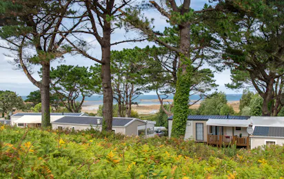 Flower Camping Le Port de la Chaine