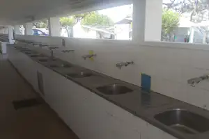 Camping Praia da Barra - Sanitärbereich vom Campingplatz
