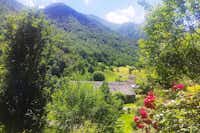 Camping Pyrénées Natura - Stellplätze im Grünen mit Blick auf die Berge