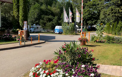 CampQuellgrund Camping-Stüble & YoPiWe