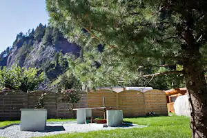 Camping Rania - öffentliche Grillstelle auf dem Campingplatz