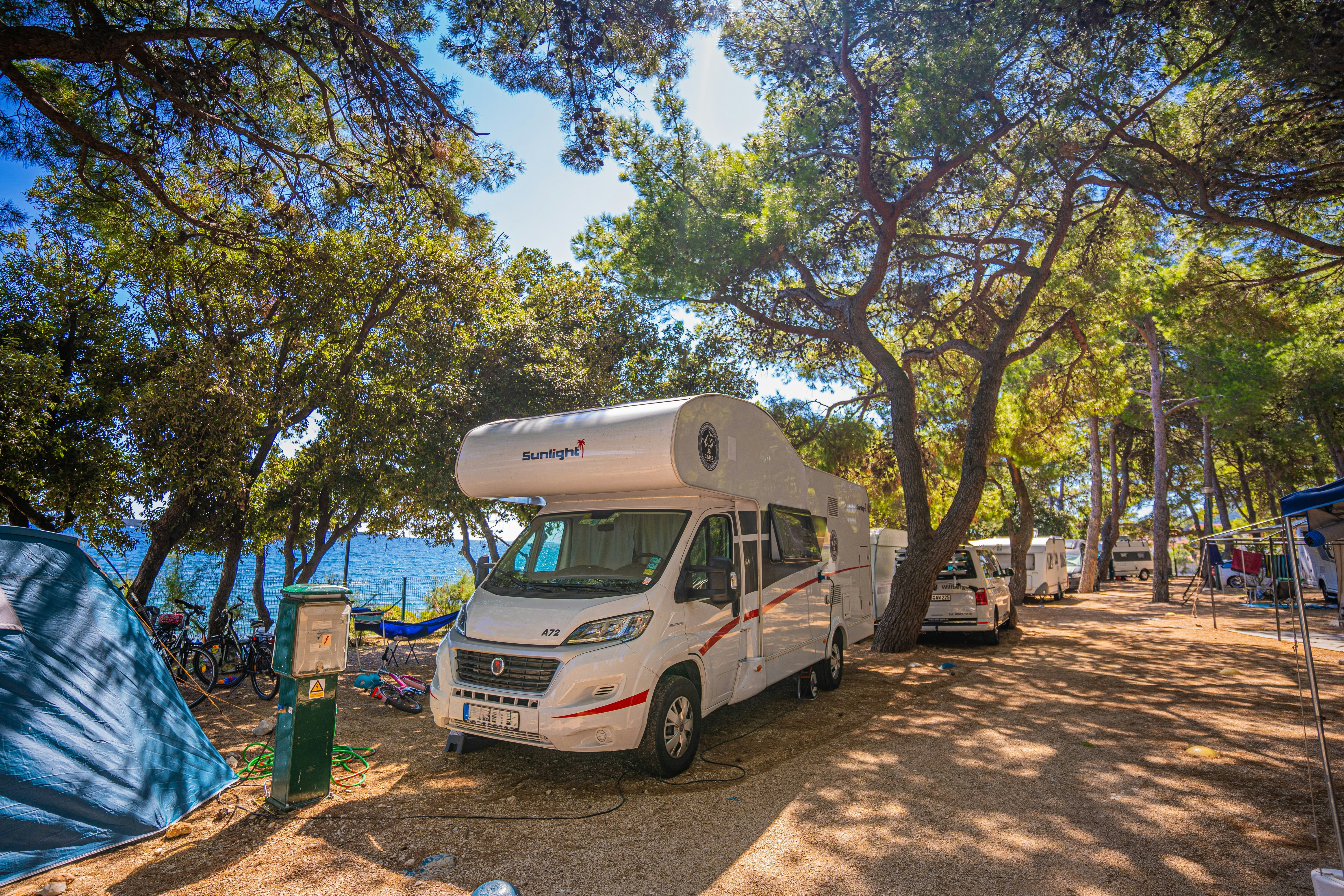 Rapoća Camping Village  Camping Rapoča - Blick auf die Standplätze auf dem Campingplatz
