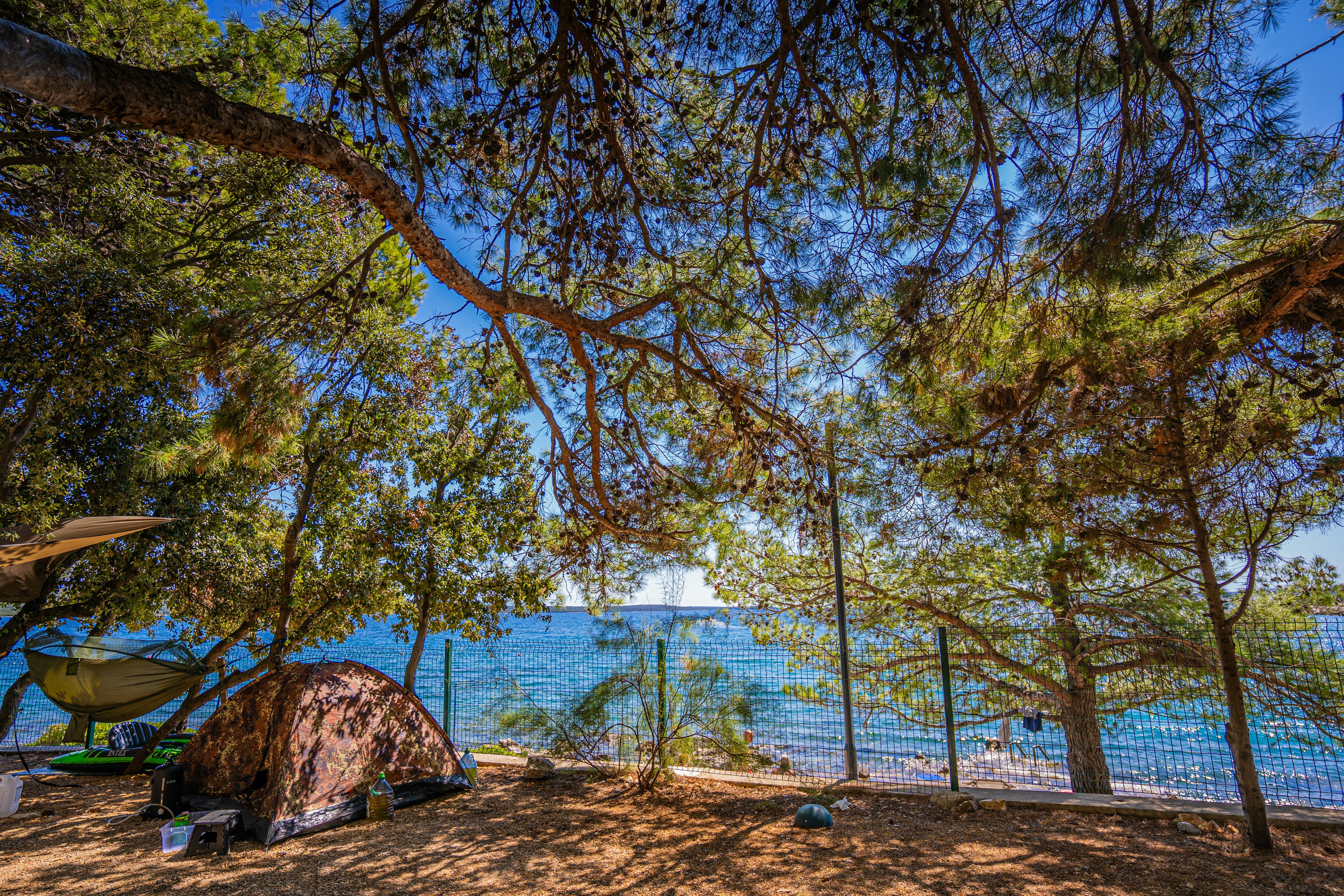 Rapoća Camping Village  Camping Rapoča - Zeltplätze im Schatten der Bäume