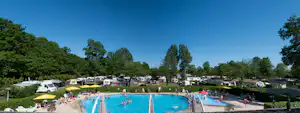 Camping & Recreatiepark de Weuste - Pool im Freien auf dem Campingplatz