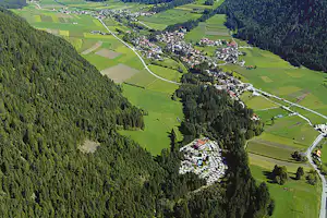 Camping Residence Corones - Luftaufnahme auf den Campingplatz