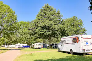 Camping Resort Rülzheim - Standplätze auf dem Campingplatz
