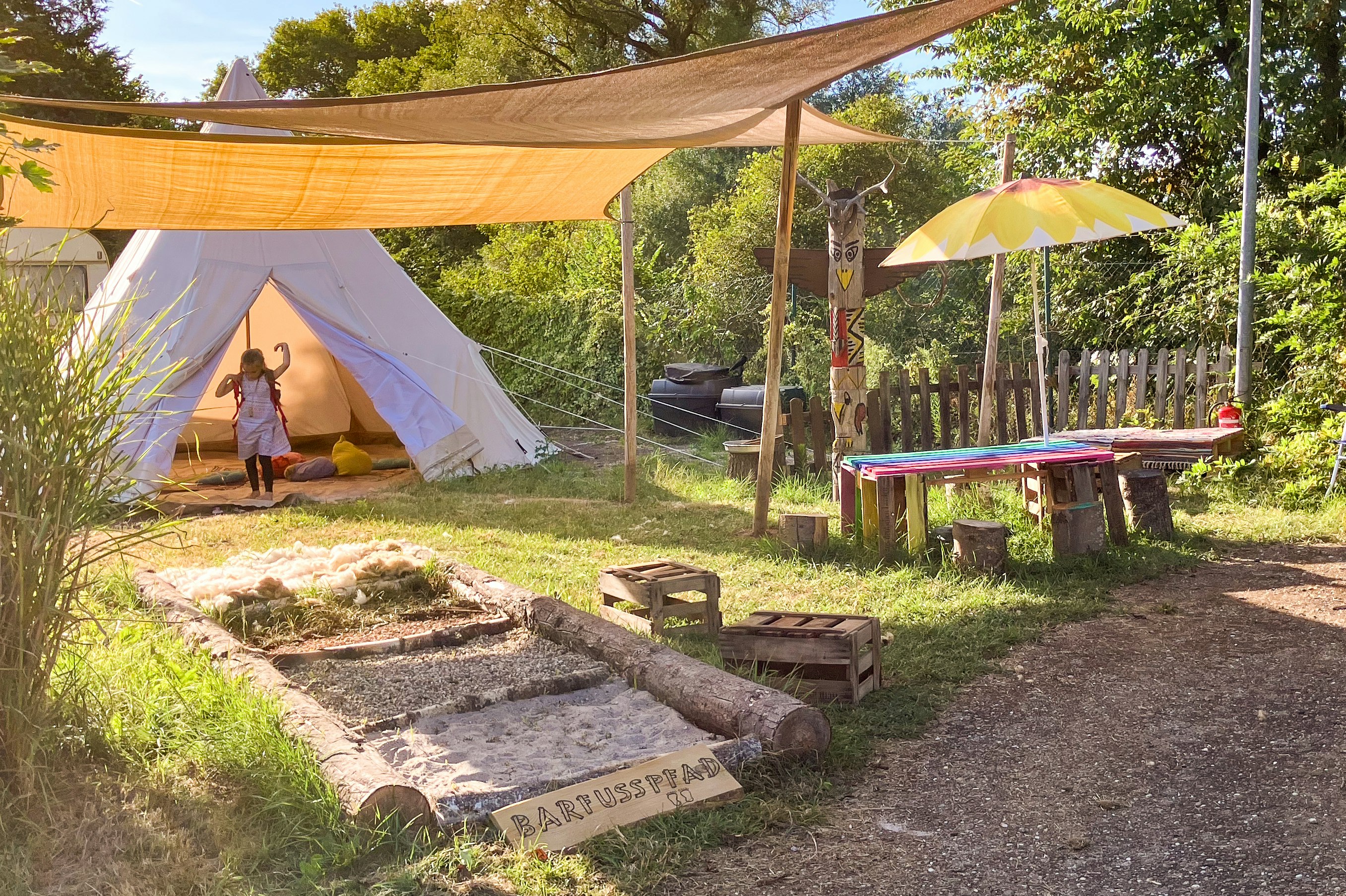 Camping Resort Rülzheim - Tipizelt auf dem Campingplatz