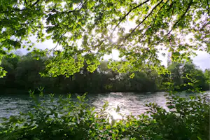 Camping Reussbrücke - Campingplatz am Fluss Reuss