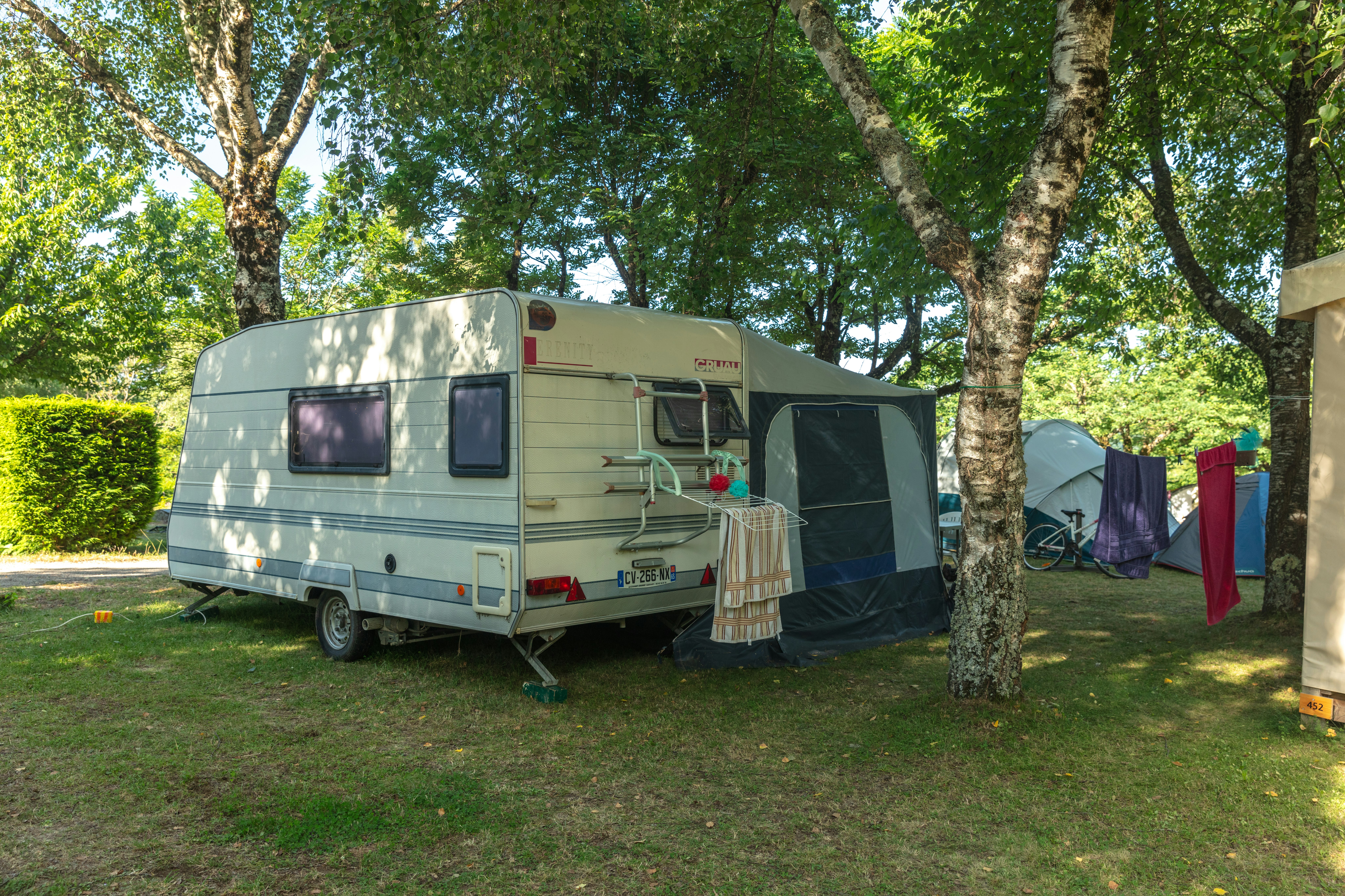 Marvilla Parks Rieumontagne  Camping Rieumontagné - Wohnmobil auf  Standplatz