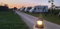 Camping Rinlo Costa - Stellplätze auf der Wiese