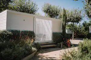 Camping Sènia Riu Camping Riu - Mobilheim mit Terrasse auf dem Campingplatz