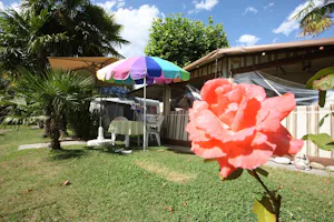 Camping Rivabella - Wohnwagenstellplatz und Mobilheim auf dem Campingplatz