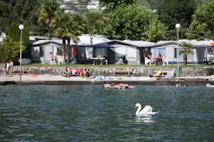 Camping Rivabella - Wohnwagen- und Zeltstellplatz vom Campingplatz mit direktem Zugang zum See Lago di Garlate