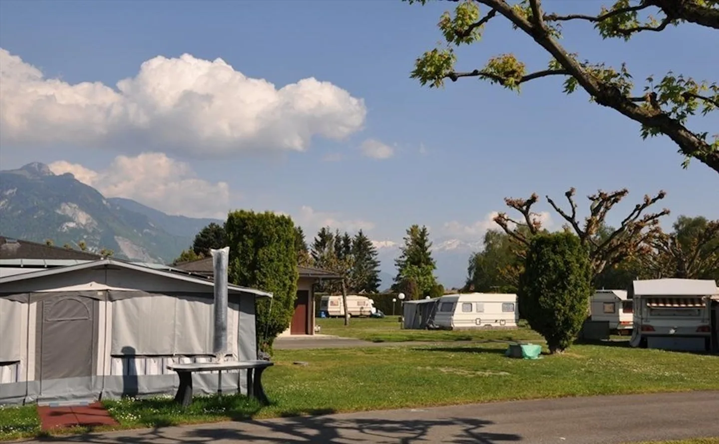 Camping Rive-Bleue