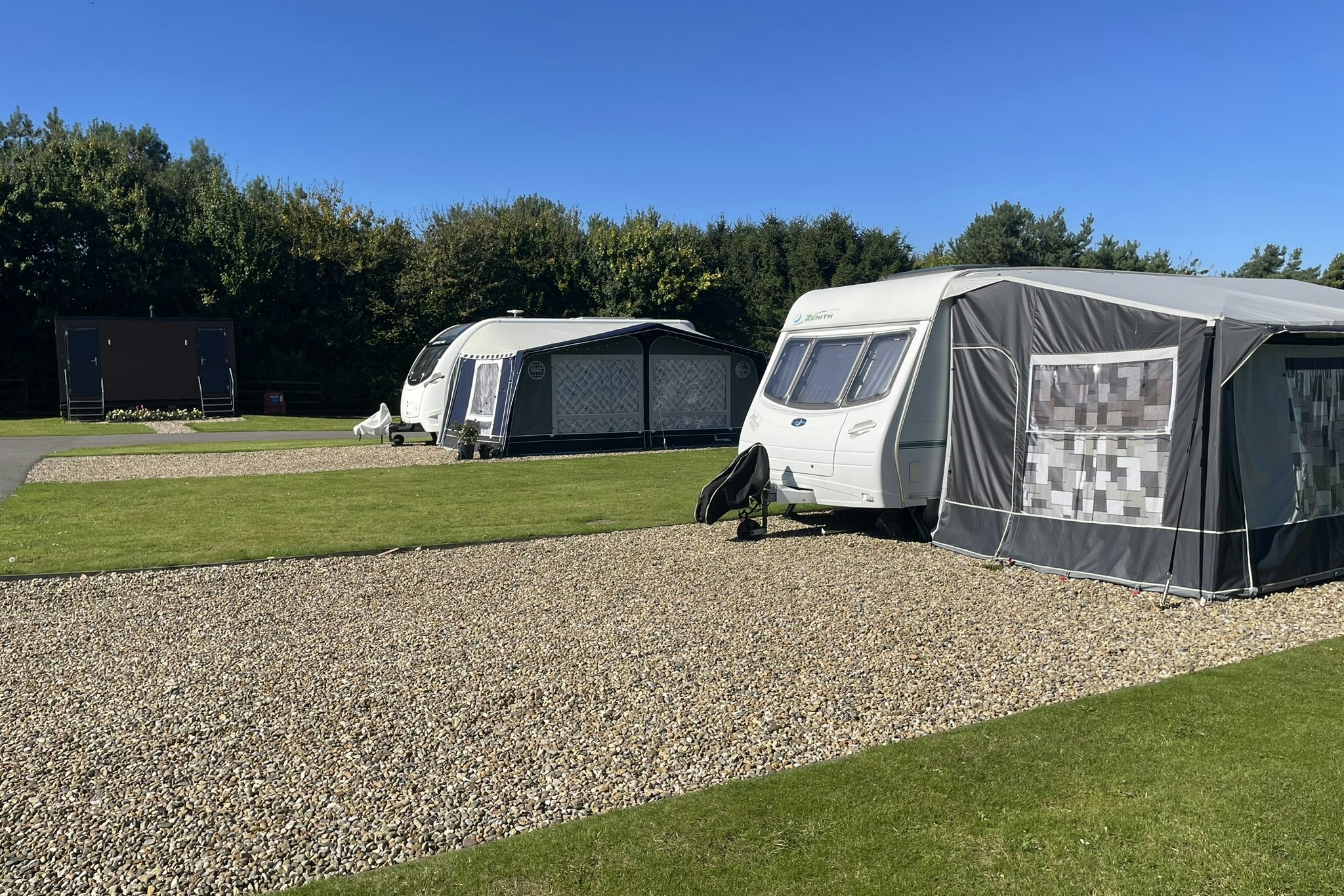 Robin Hood Caravan Park  Camping Robin Hood - Standplätze auf dem Campingplatz