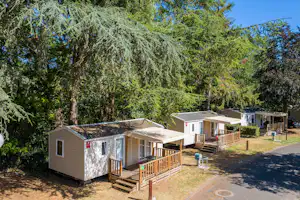 Camping de Bourges - Mobilheime auf dem Campingplatz
