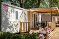 Camping de Bourges  Camping Robinson - Mobilheime mit Terrasse