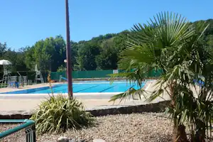 Camping Roc de l'Arche - Freibad auf dem Campingplatz