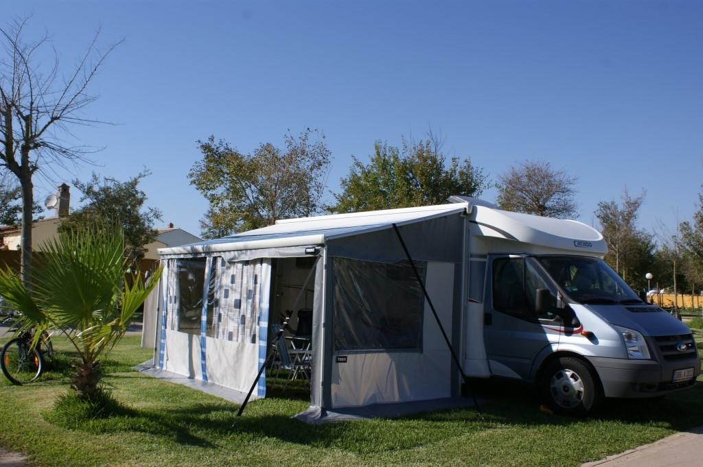 Camping Roche - Standplätze auf dem Campingplatz