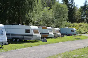 Camping Rösjöbaden - Wohnwagen- und Zeltstellplatz vom Campingplatz im Grünen