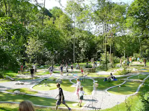 Camping Romantische Straße - Minigolfanlage auf dem Campingplatz