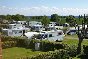 Rosenfelder Strand Ostsee Camping - Standplätze auf dem Campingplatz