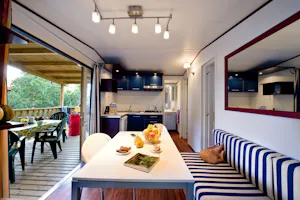 Camping Rosselba le Palme - Innenraum eines Mobilheims