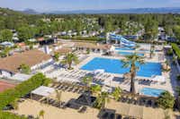 Camping Sandaya Riviera d'Azur - Campingplatz Luftaufnahme bit Blick auf den Pool